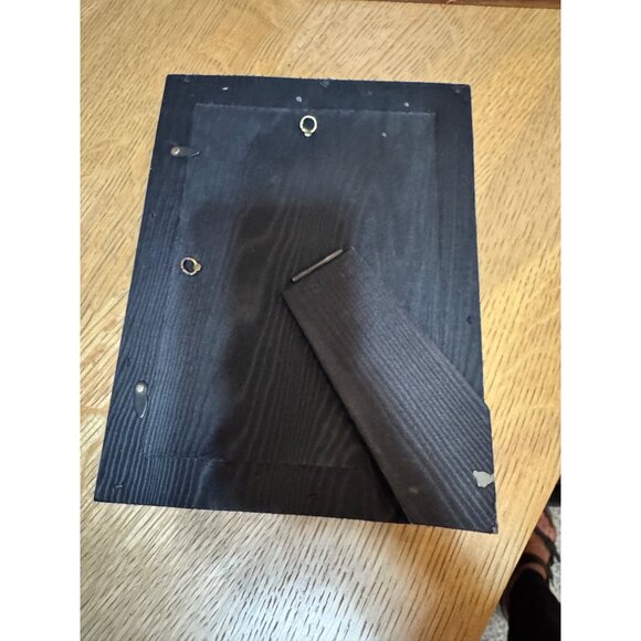 The Bucklers Inc. Hand-Crafted 5x7 Floral Gold Accent Photo Frame - Picture 5 of 6